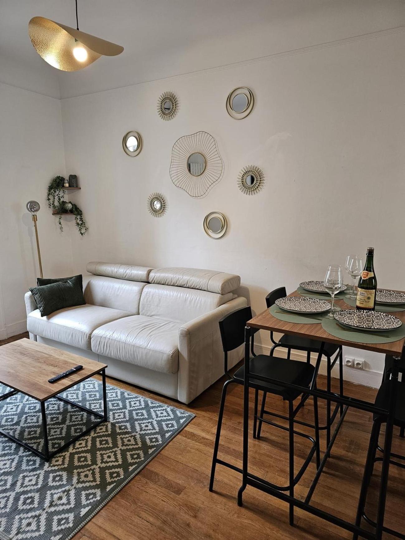Beautiful 1 Bedroom Flat In Paris 17Th エクステリア 写真